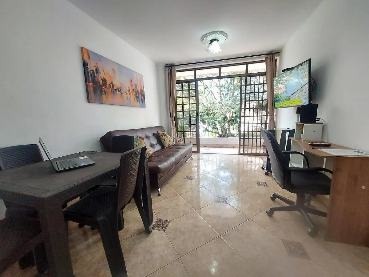 Apartamento Centro Comercial La Central - 3 Habitaciones 메딜린 0*,  콜롬비아