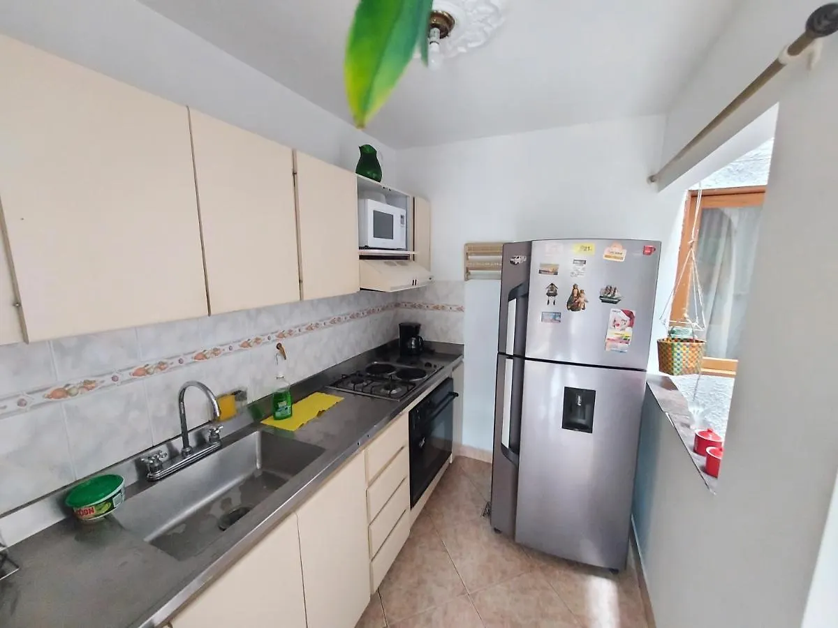Apartamento Centro Comercial La Central - 3 Habitaciones 메딜린